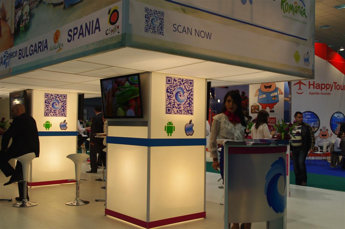 Standul+Mareea+cu+QR+codes